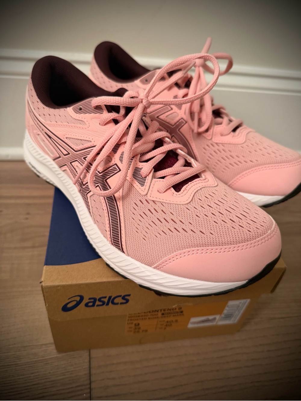 NEW Asics Women’s Pink Mesh Running Sneakers with Contrast Trim